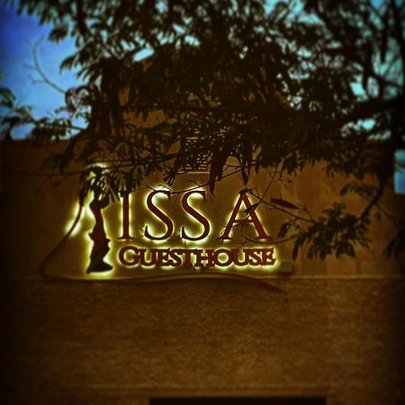 Issa Guesthouse Usakos Bagian luar foto